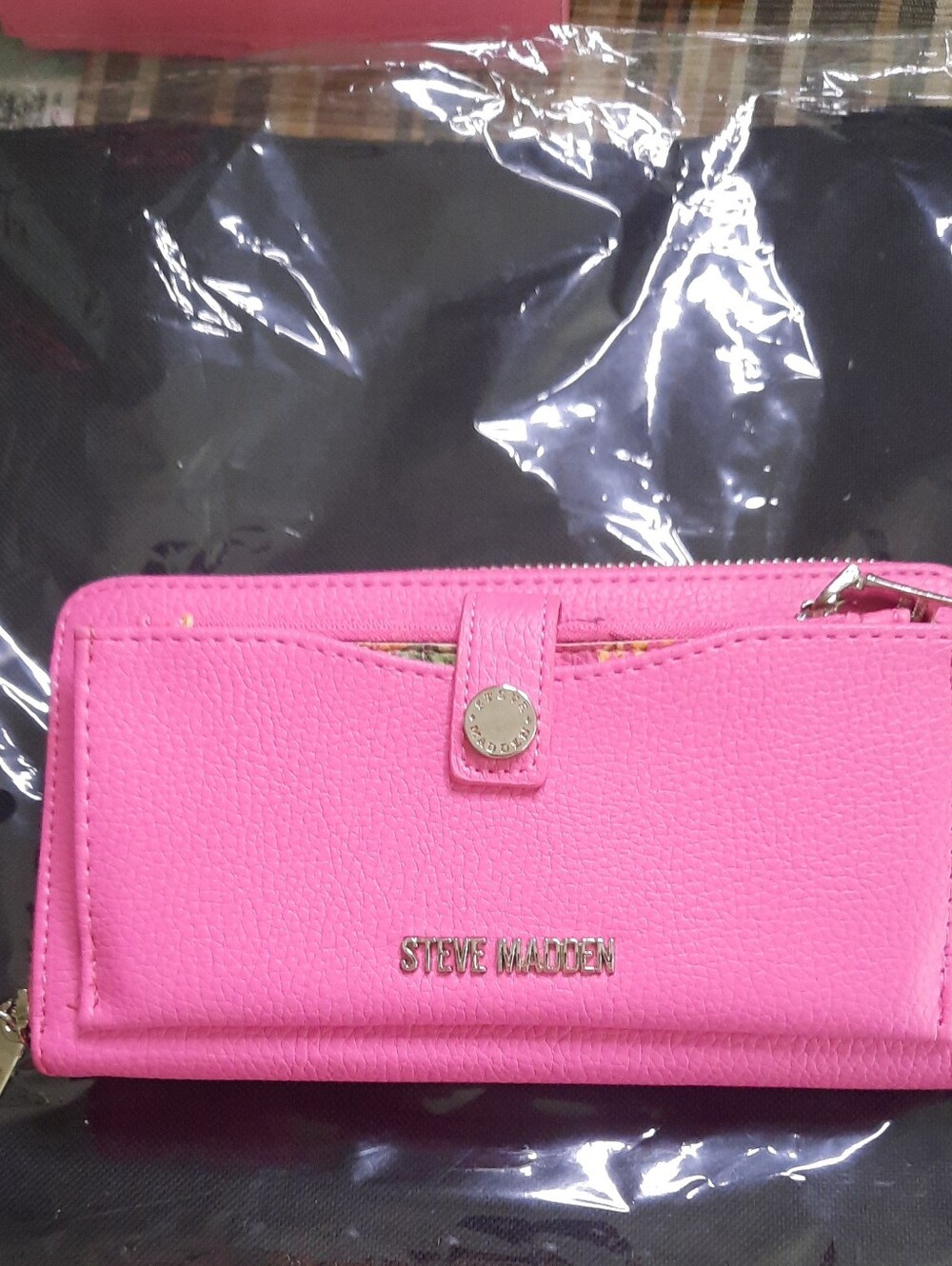 Steve Madden Pink Zip Wallet with Front Snap Pocket
